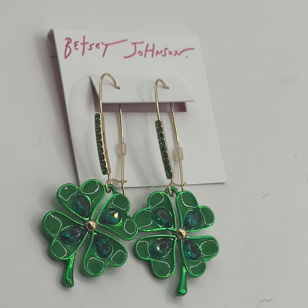 Betsey Johnson Green Clover Earrings